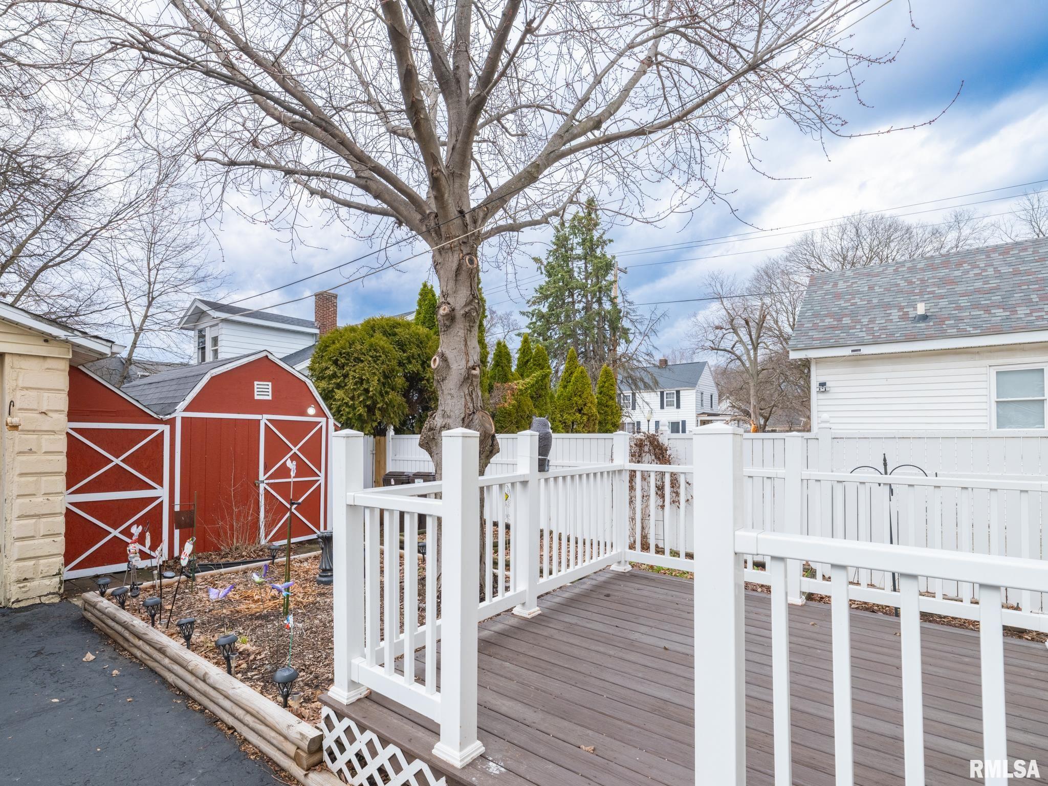 1219 North Sheridan Road Peoria, IL 61606 - Photo 47 of 53