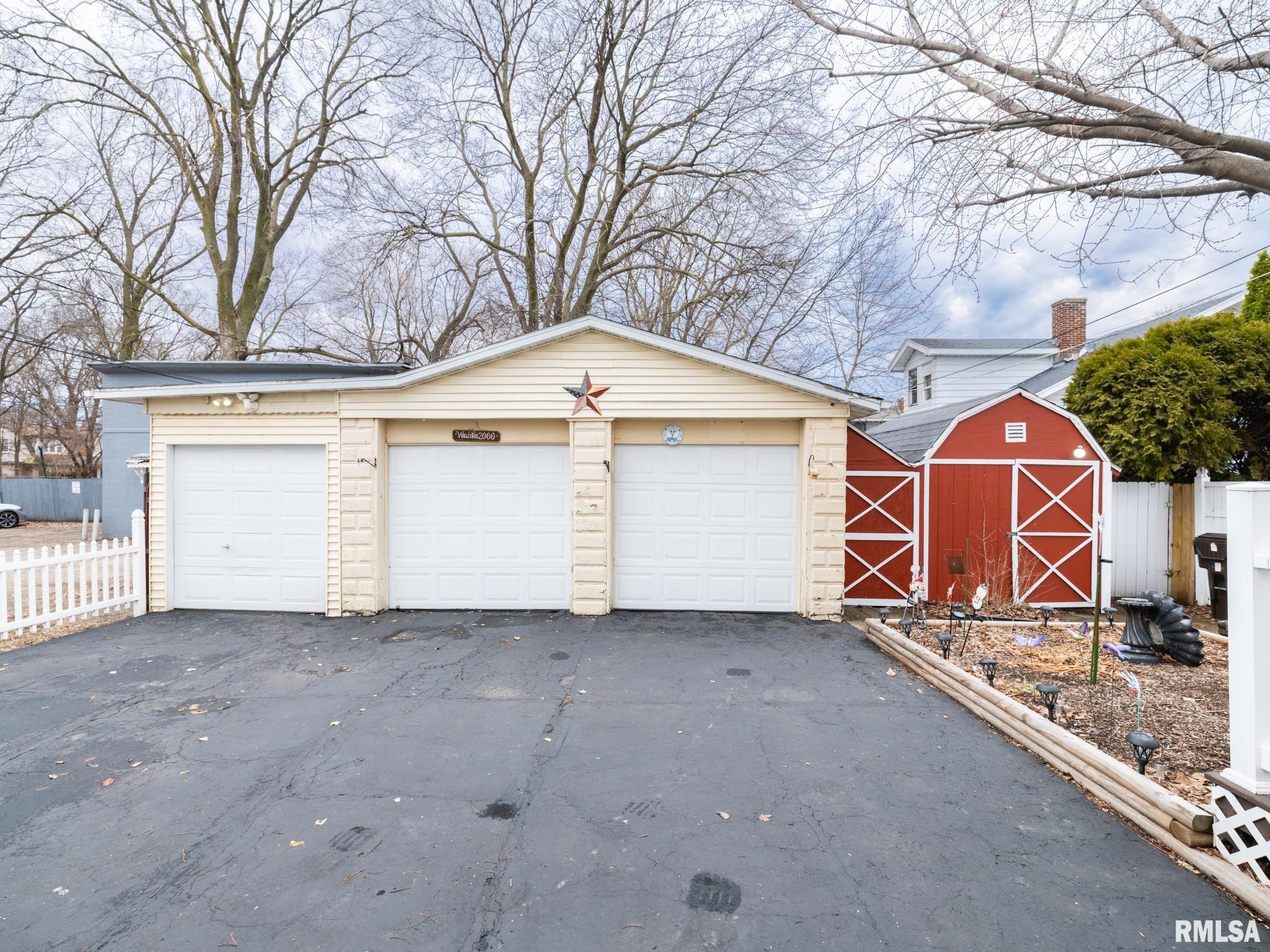 1219 North Sheridan Road Peoria, IL 61606 - Photo 49 of 53