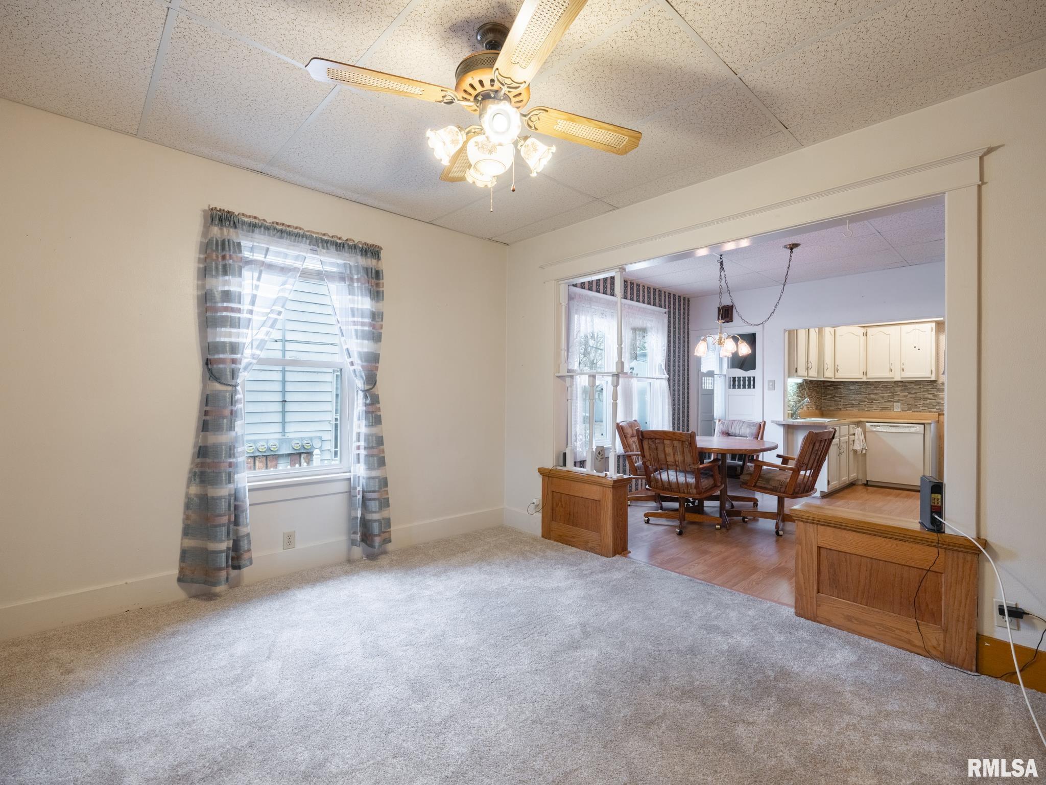 1219 North Sheridan Road Peoria, IL 61606 - Photo 8 of 53