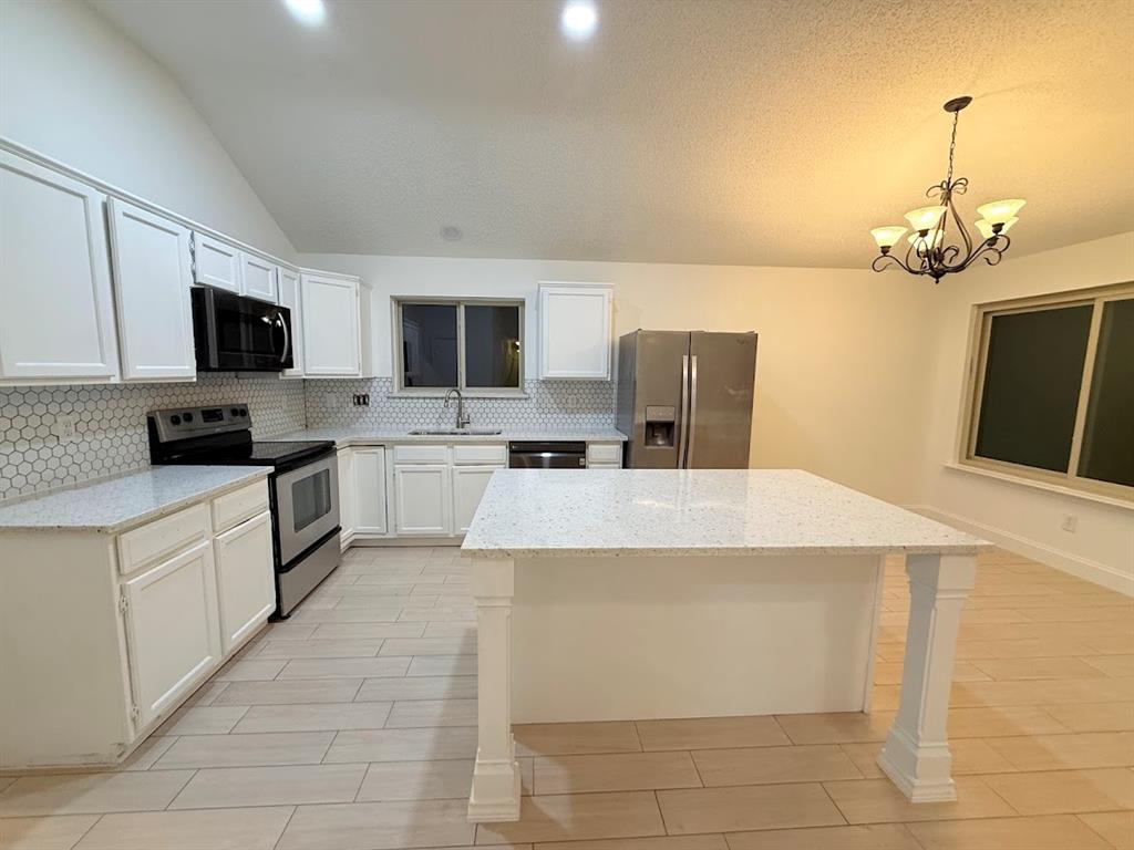 1505 Clover Drive Allen, TX 75002 - Photo 7 of 26