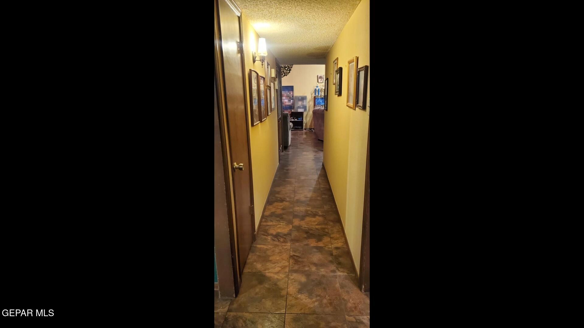 4643 R L Shoemaker Drive El Paso, TX 79924 - Photo 10 of 17 ShoeMaker Blurred Images00086407