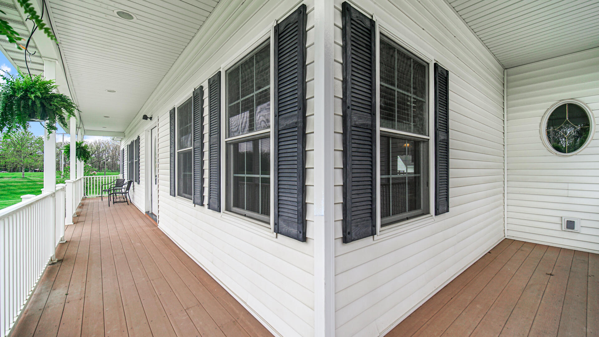 15290 Clark Street Crown Point, IN 46307 - Photo 4 of 47 1920x1080