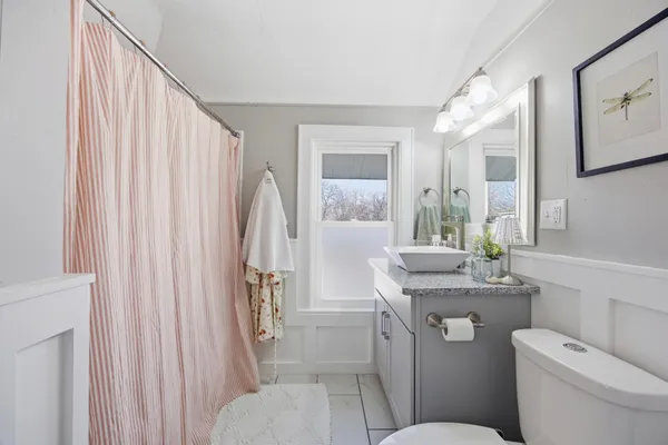 $280,000 | 1311 5th Street South, Fargo, ND 58103