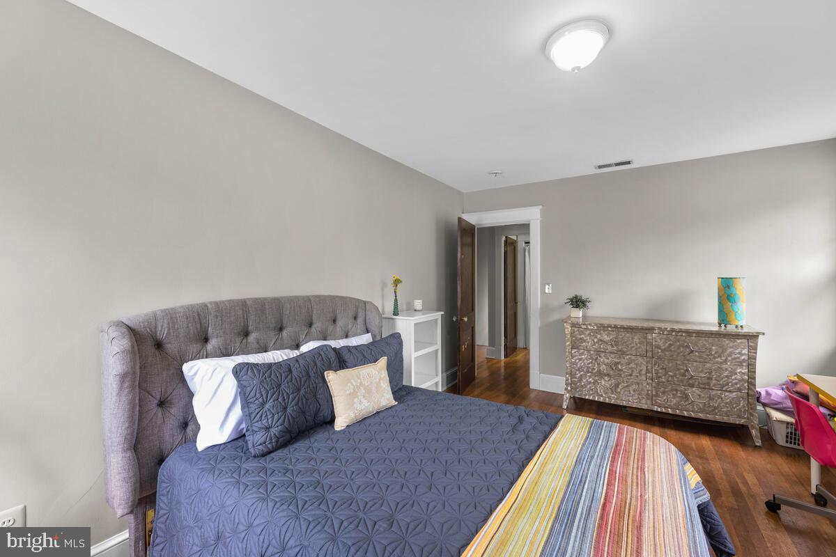 2012 Luzerne Avenue Silver Spring, MD 20910 - Photo 31 of 51