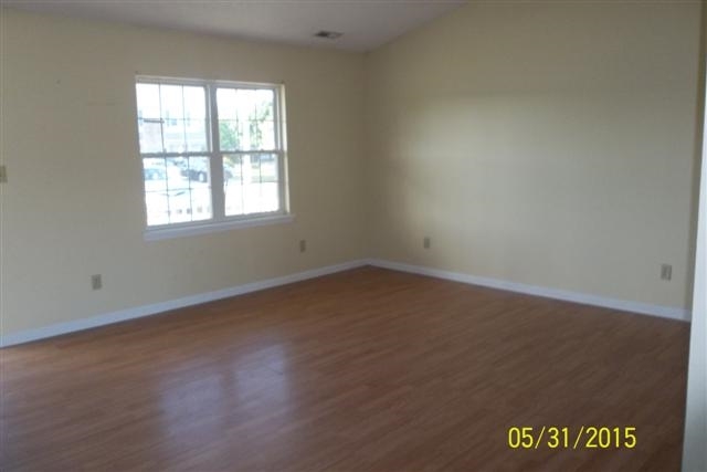 136 Wigeon Road Jacksonville, NC 28540 - Photo 4 of 12 Additional Photo