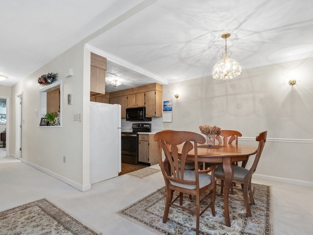 62 Jacqueline Road, Unit 4 Waltham, MA 02452 - Photo 11 of 30