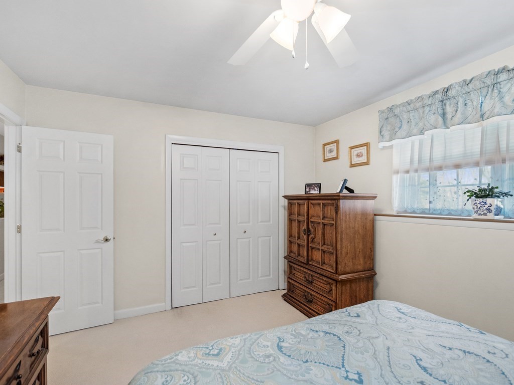 62 Jacqueline Road, Unit 4 Waltham, MA 02452 - Photo 21 of 30