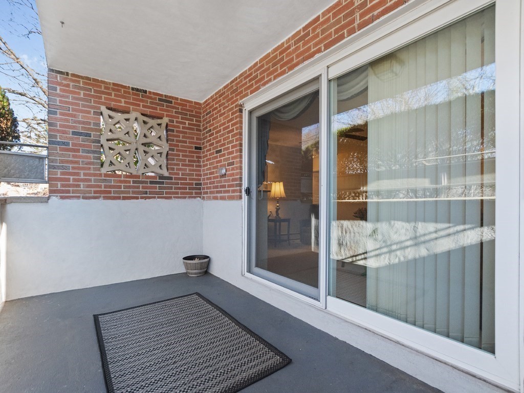 62 Jacqueline Road, Unit 4 Waltham, MA 02452 - Photo 26 of 30