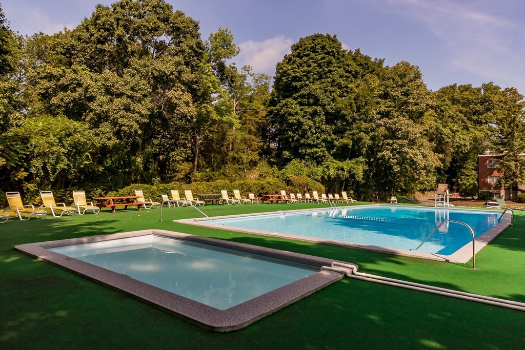 62 Jacqueline Road, Unit 4 Waltham, MA 02452 - Photo 28 of 30