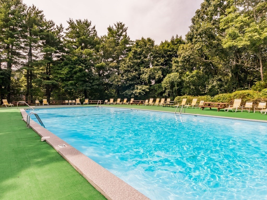 62 Jacqueline Road, Unit 4 Waltham, MA 02452 - Photo 29 of 30