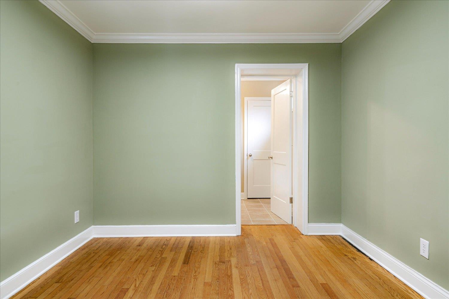 774 Eastern Drive Memphis, TN 38122 - Photo 20 of 33 a view of a room with wooden floor and a sink