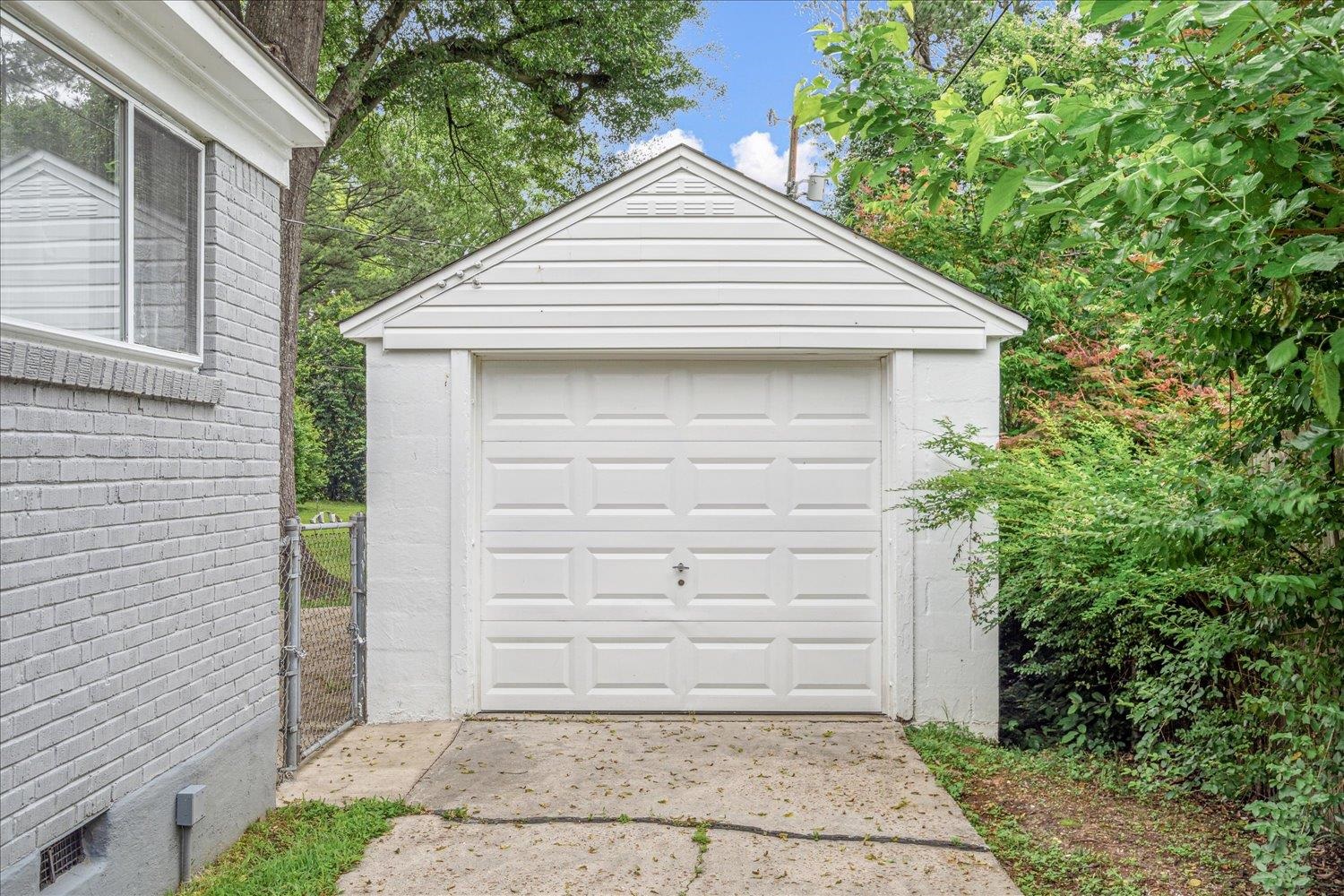 774 Eastern Drive Memphis, TN 38122 - Photo 31 of 33 a view of house with backyard