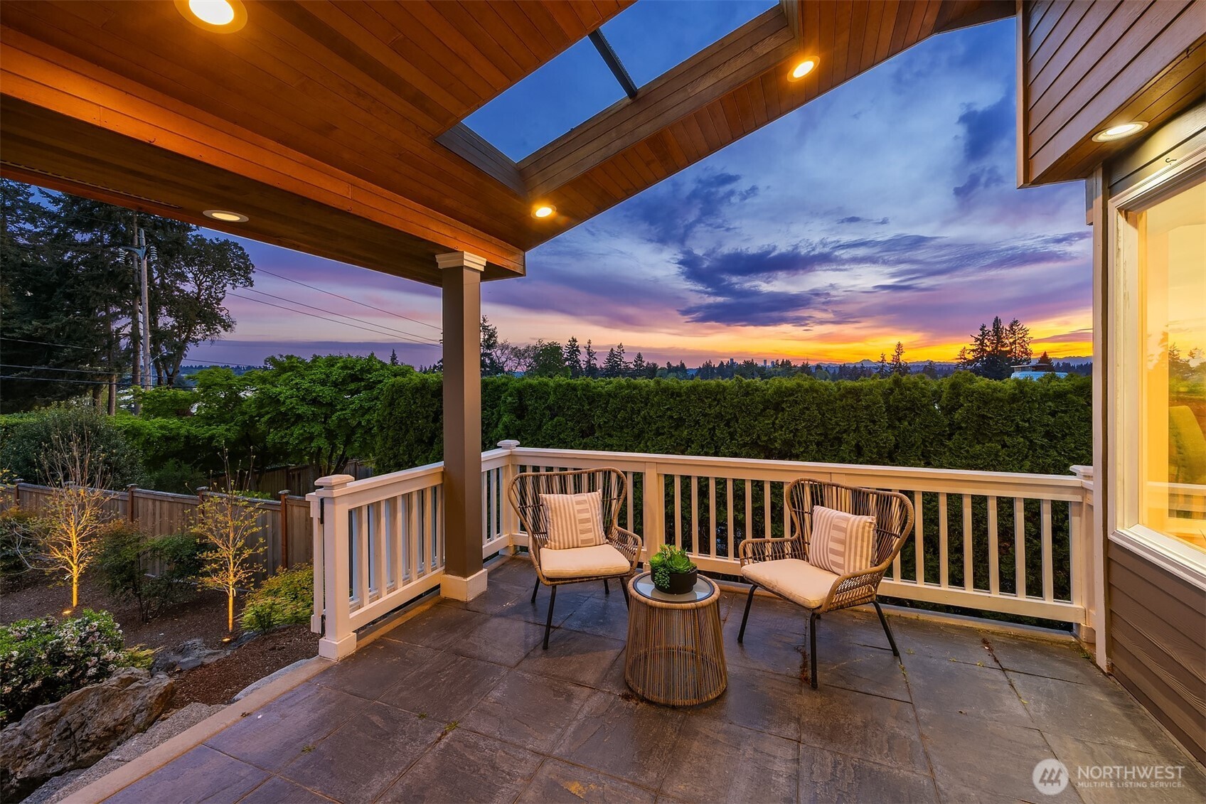 9359 Sunset Way Bellevue, WA 98004 - Photo 35 of 40