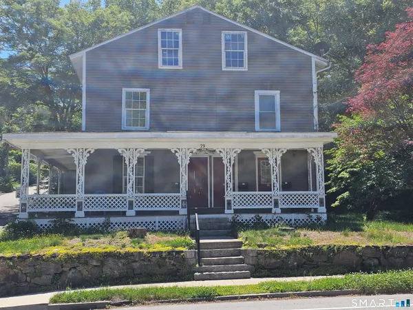 $2,200 | 79 Hamilton Avenue, Unit 2, Norwich, CT 06360
