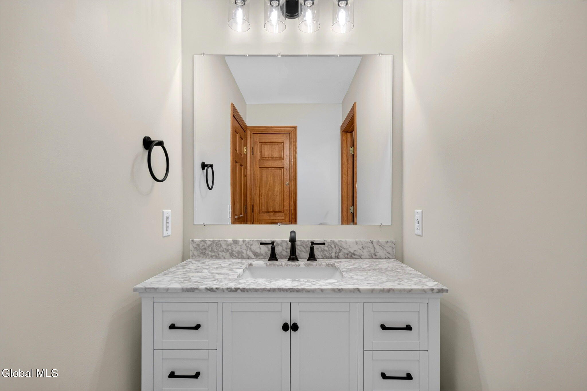 25 Outlet Road Ballston, NY 12019 - Photo 21 of 54 21-web-or-mls-020-017_DSC04684