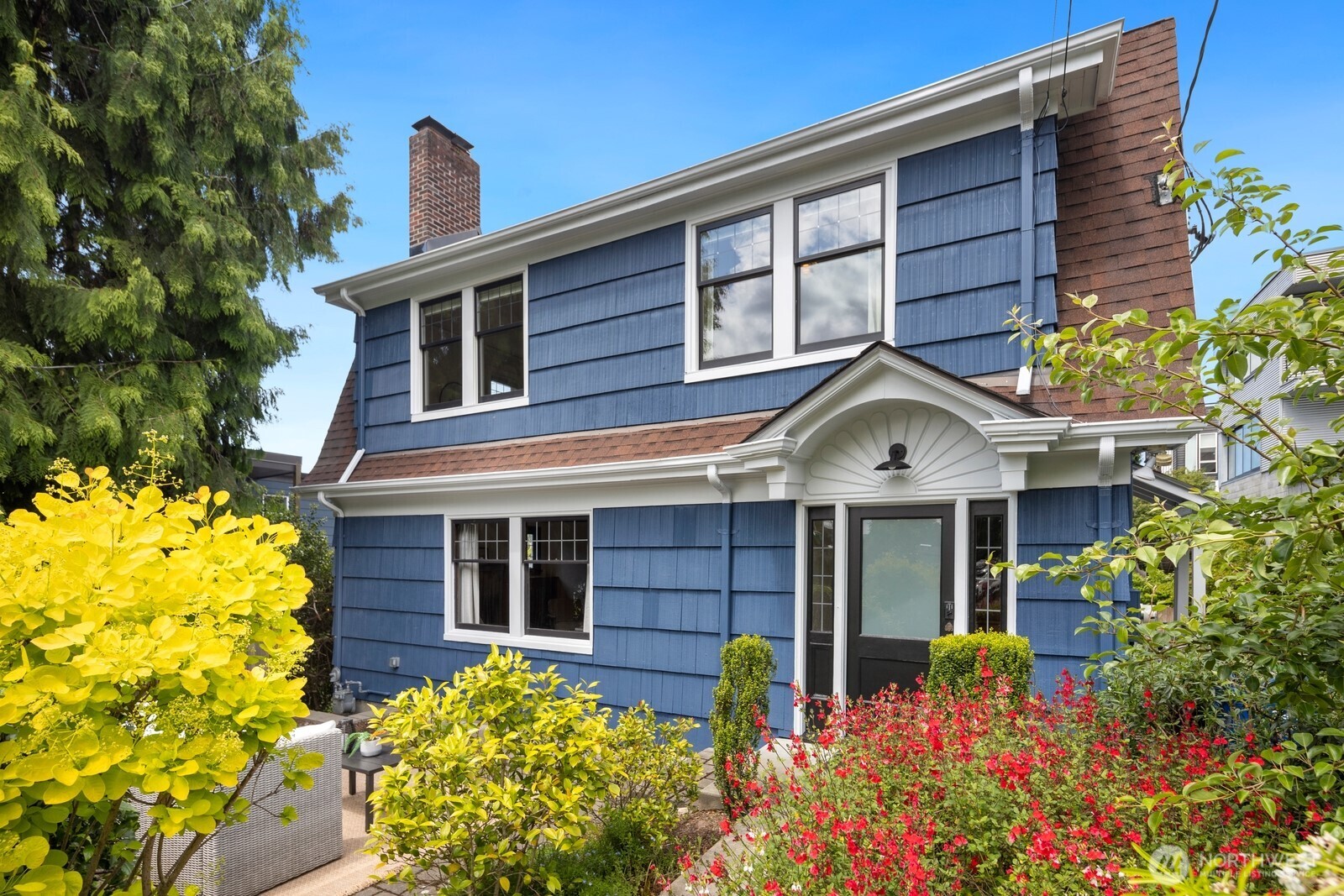116 East Edgar Street Seattle, WA 98102 - Photo 1 of 31 Gallery Image 1