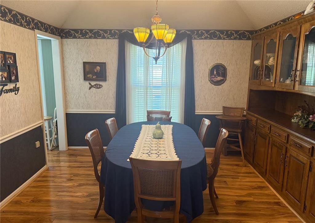 6926 Albervan Street Shawnee, KS 66216 - Photo 17 of 40