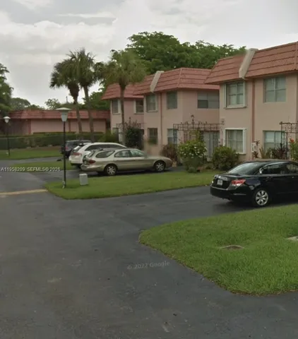 $3,200 | 7031 Northwest 169th Street, Unit 7031, Hialeah, FL 33015