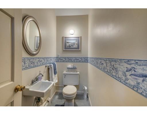 8 Ainsworth Road Winchester, MA 01890 - Photo 15 of 29 Gallery Image 15