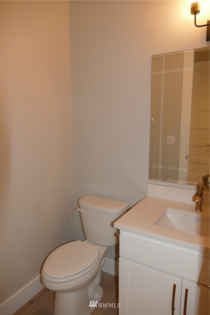 4944 Indian Road Northeast Olympia, WA 98506 - Photo 17 of 40 Gallery Image 17