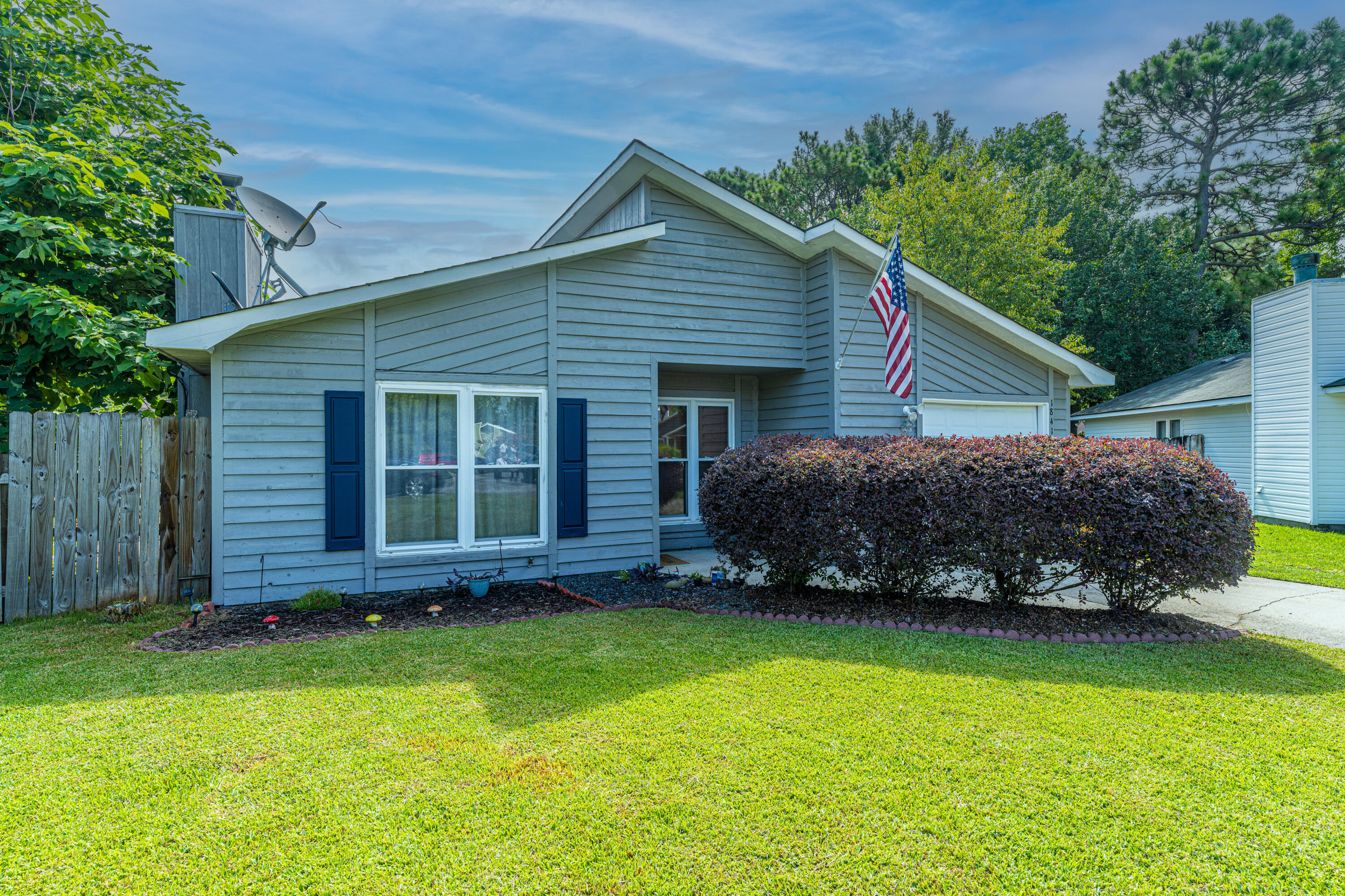1841SundancerLn03
