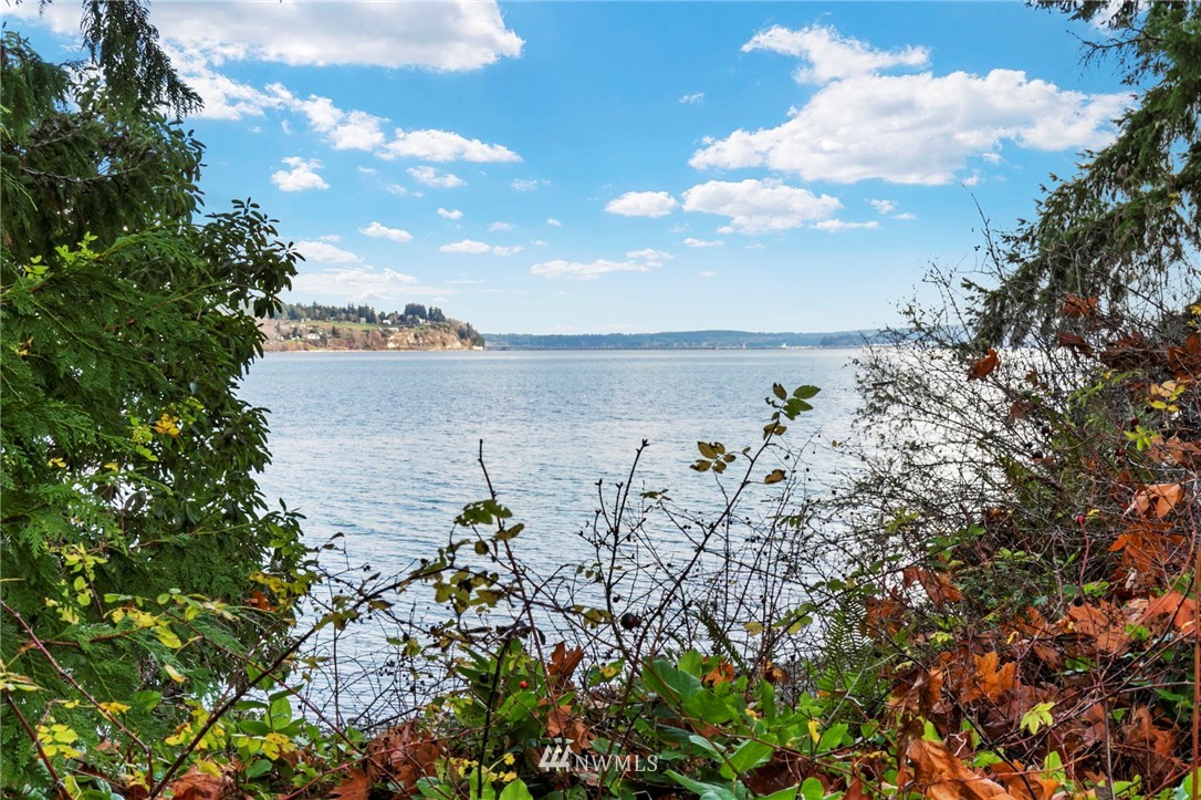 1081 South Point Road Port Ludlow, WA 98365 - Photo 13 of 22 Gallery Image 13