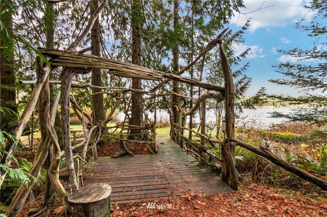 1081 South Point Road Port Ludlow, WA 98365 - Photo 9 of 22 Gallery Image 9