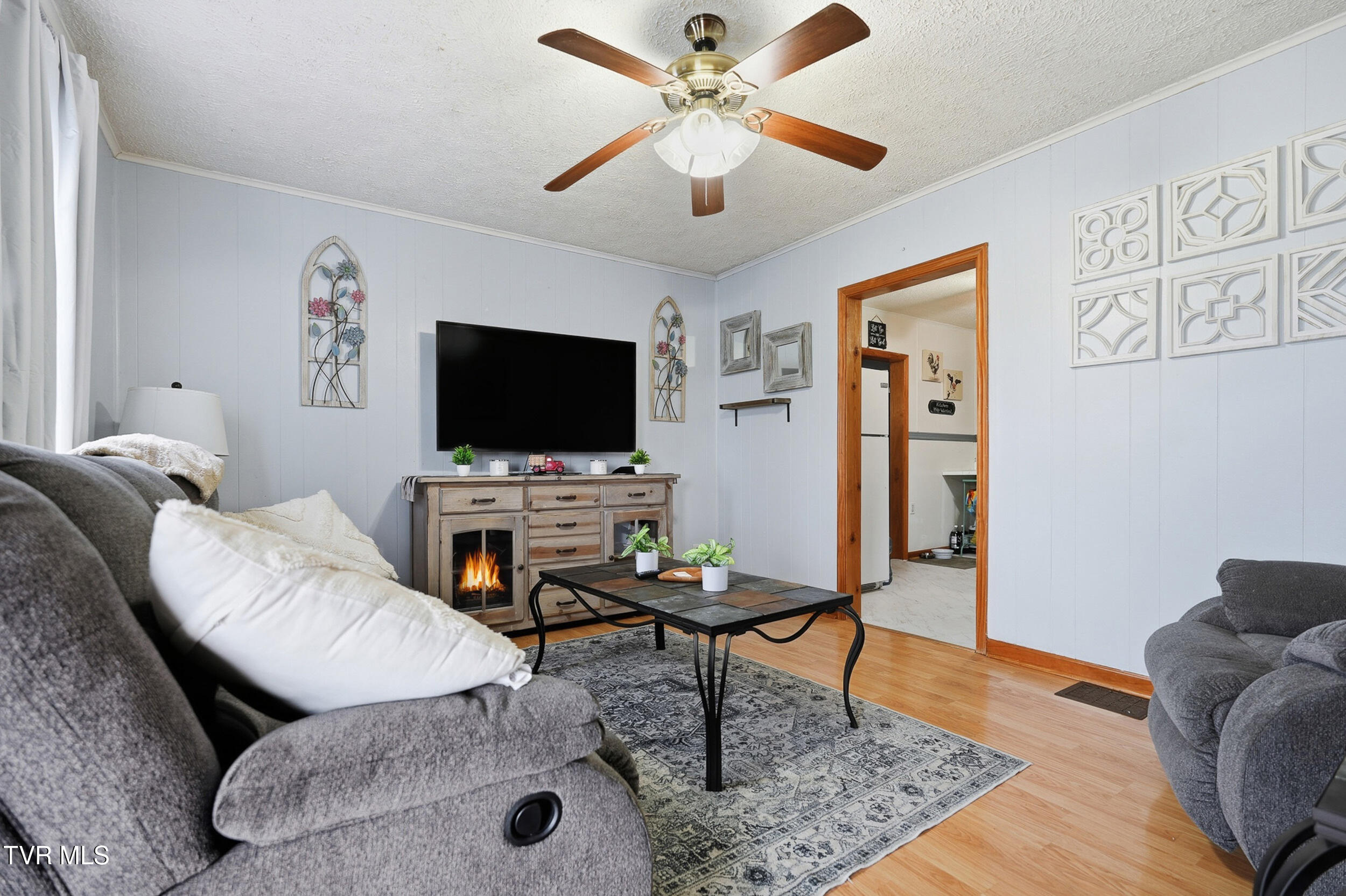 109 Penrod Road Bristol, TN 37620 - Photo 12 of 41 *