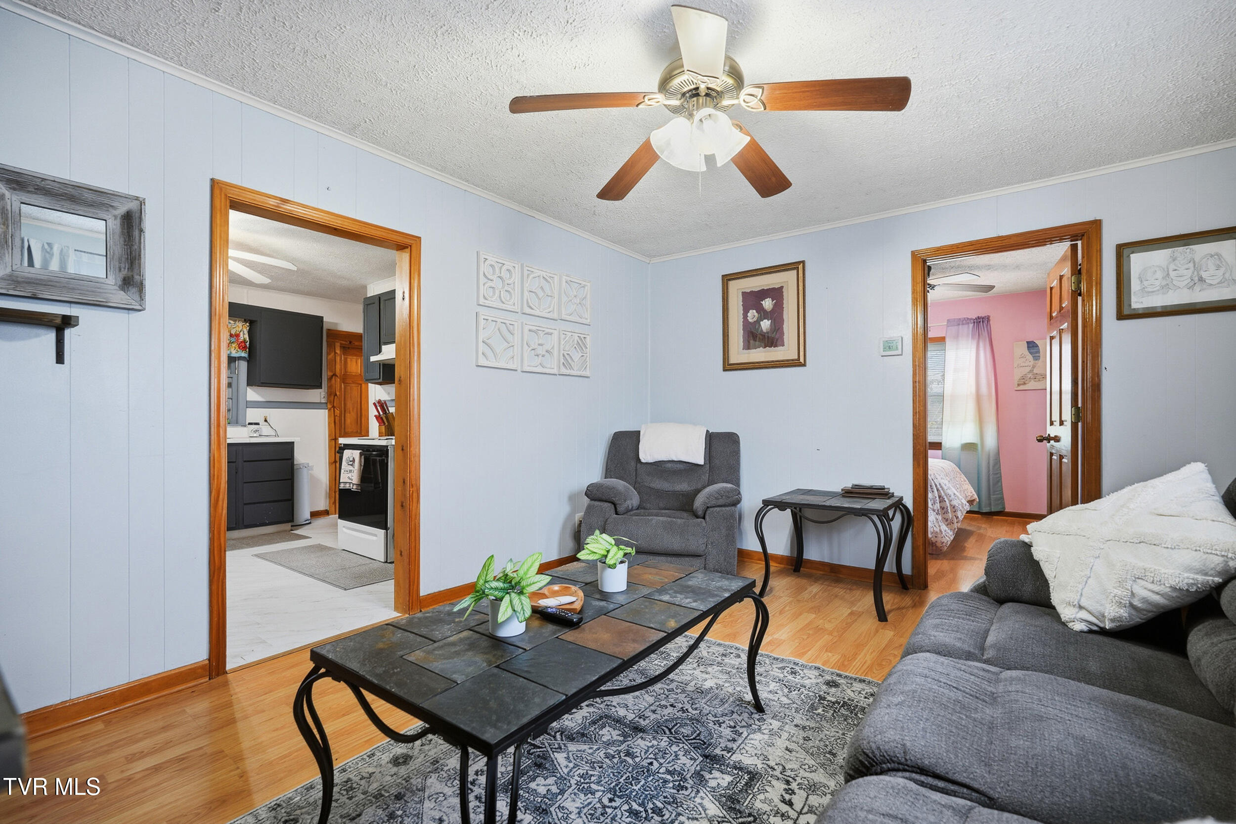 109 Penrod Road Bristol, TN 37620 - Photo 13 of 41 *