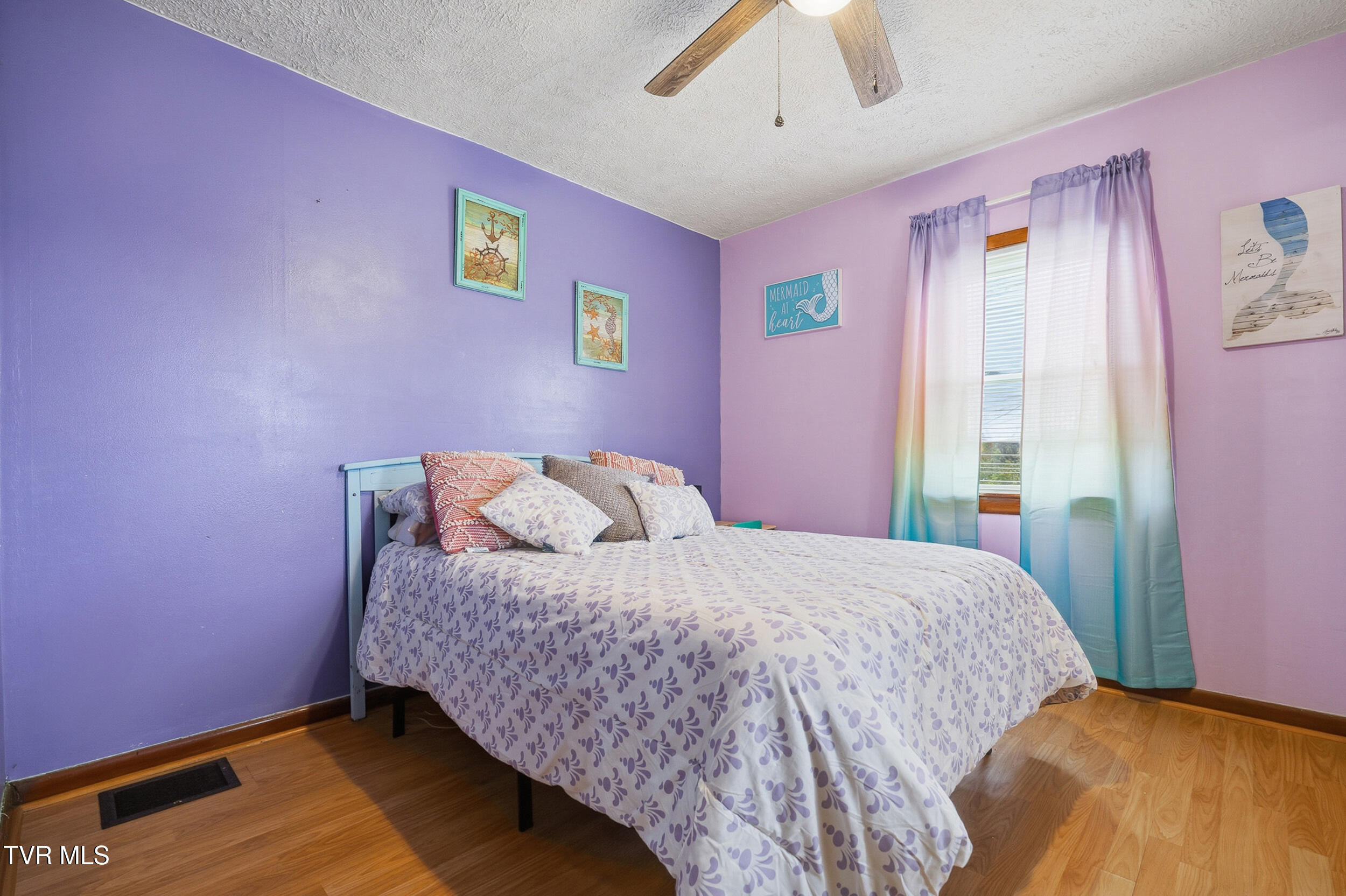 109 Penrod Road Bristol, TN 37620 - Photo 17 of 41 *