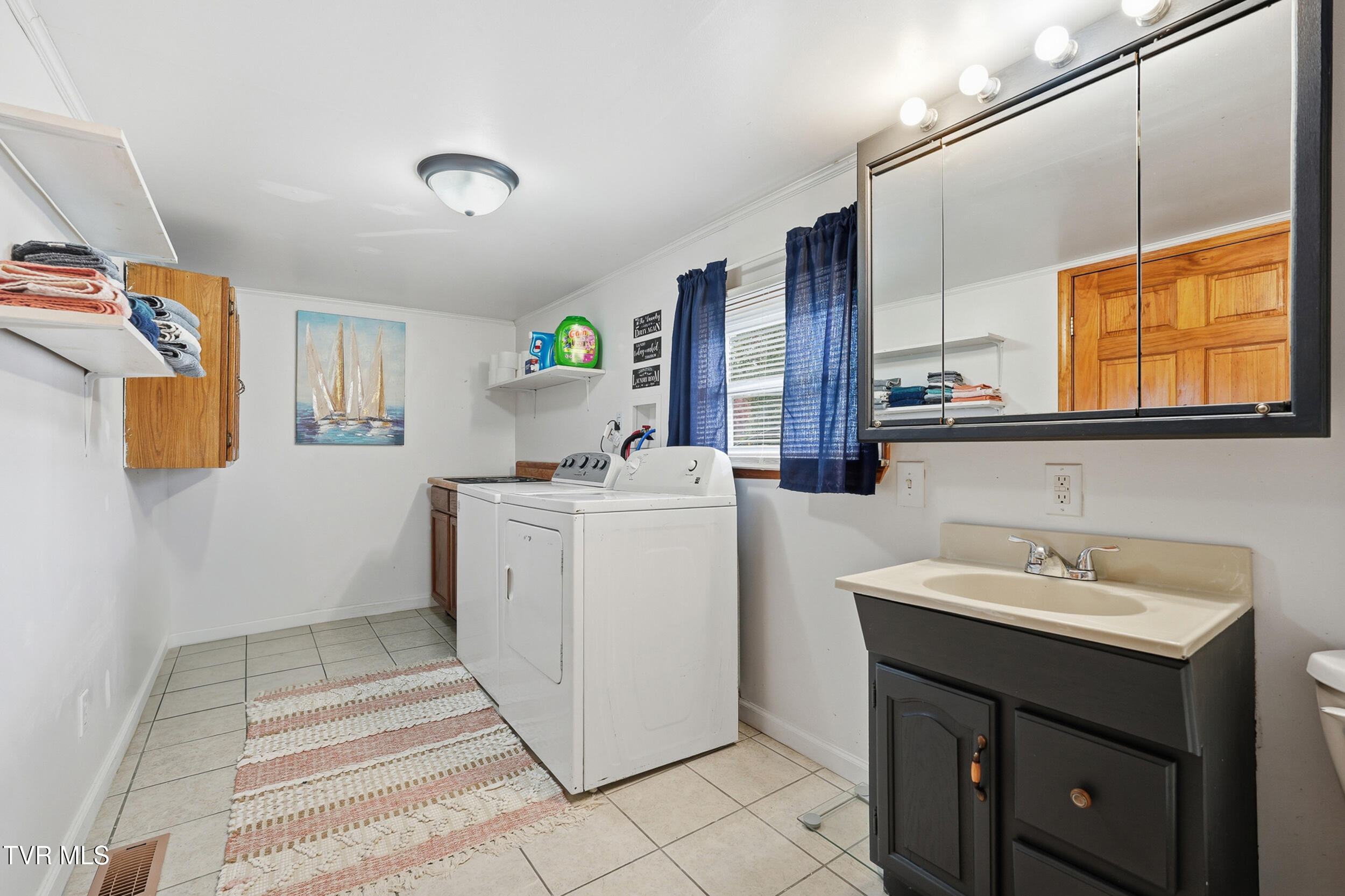 109 Penrod Road Bristol, TN 37620 - Photo 28 of 41 *