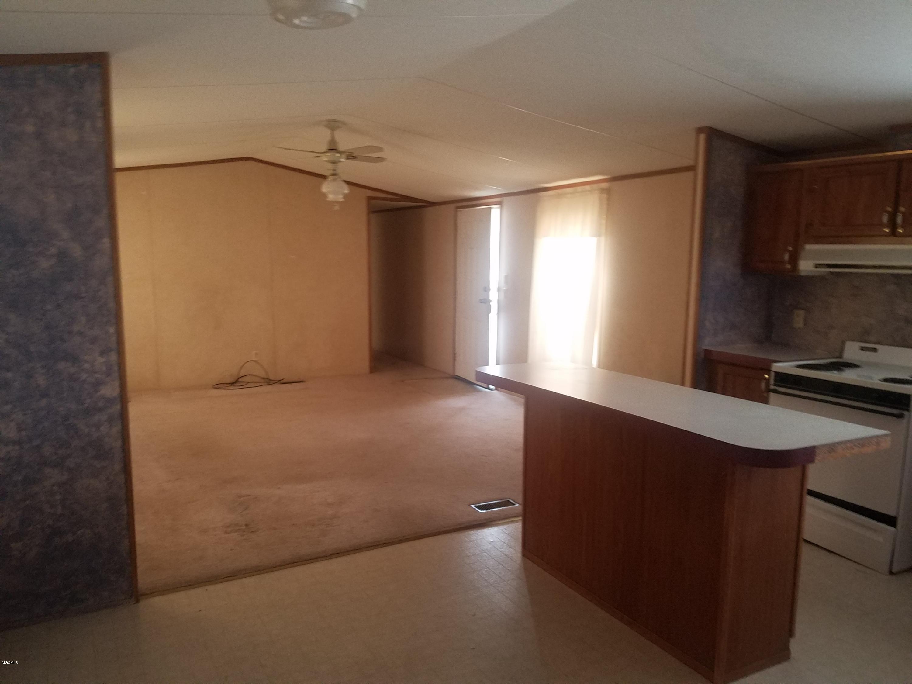184 Tannertown Road Lucedale, MS 39452 - Photo 3 of 16 20180110_092328