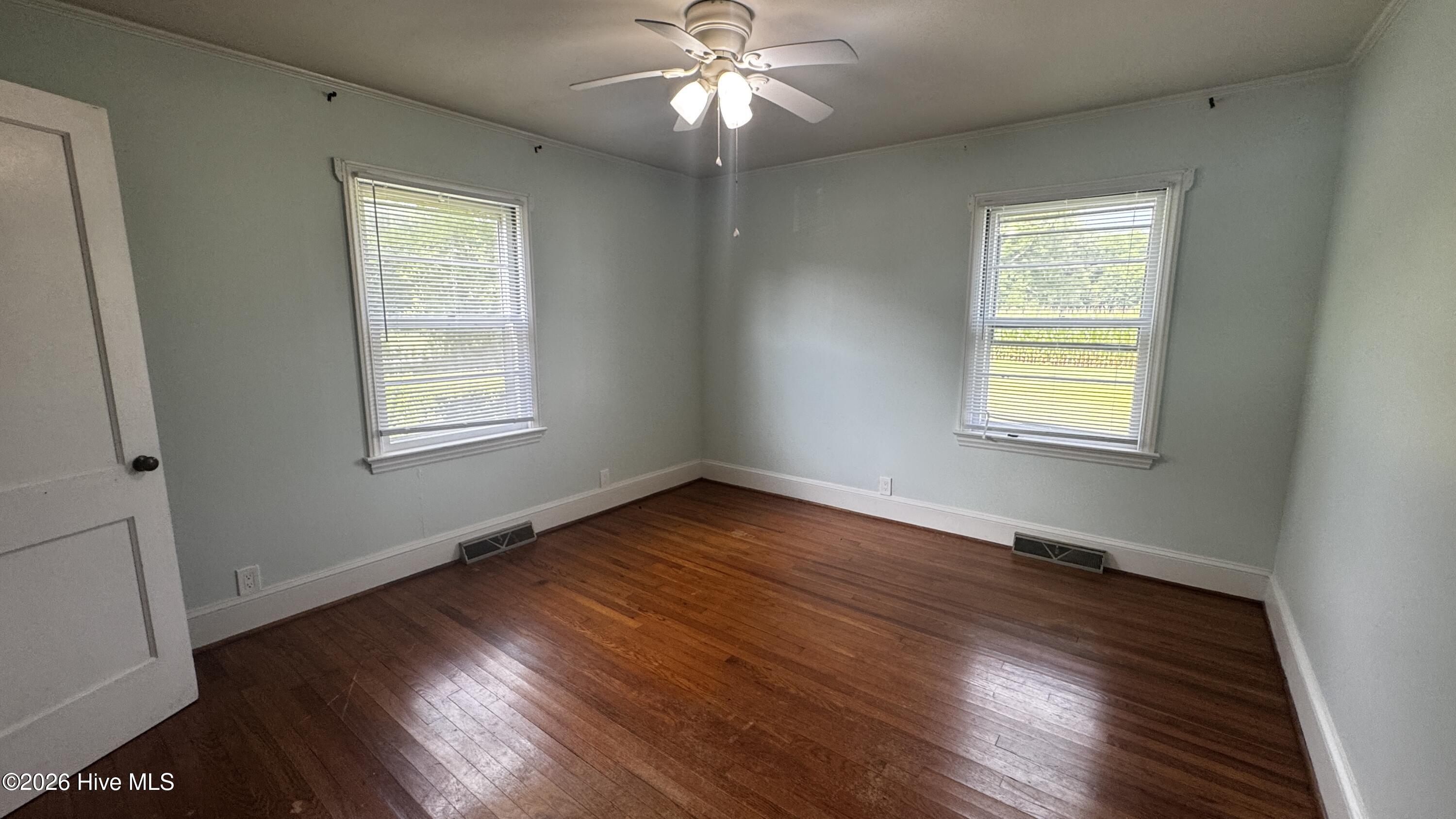 389 Haw Branch Road Richlands, NC 28574 - Photo 6 of 10