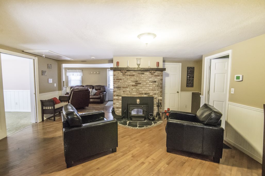 35 Island Pond Road Hampstead, NH 03841 - Photo 7 of 28 Gallery Image 7