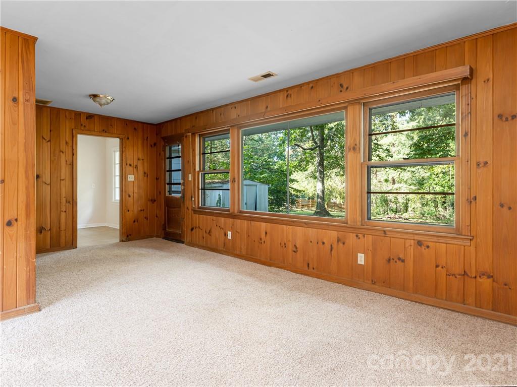 78 Beverly Road Asheville, NC 28805 - Photo 5 of 24 Gallery Image 5
