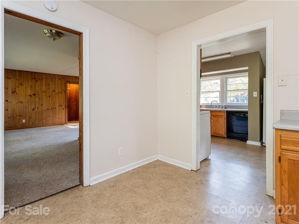 78 Beverly Road Asheville, NC 28805 - Photo 8 of 24 Gallery Image 8