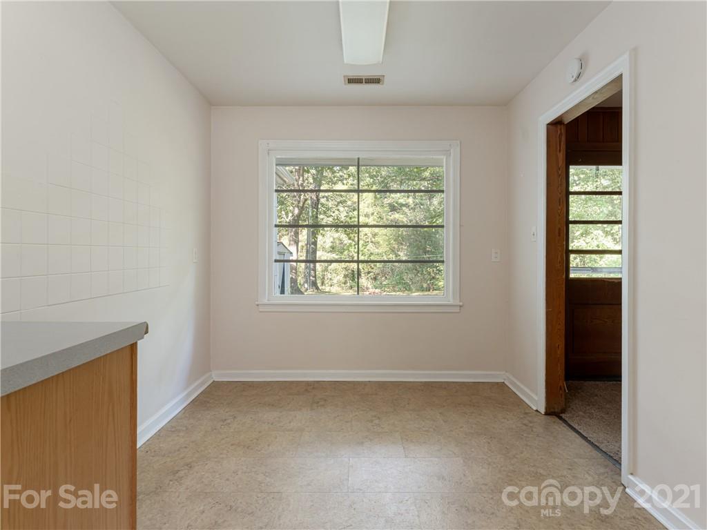 78 Beverly Road Asheville, NC 28805 - Photo 9 of 24 Gallery Image 9