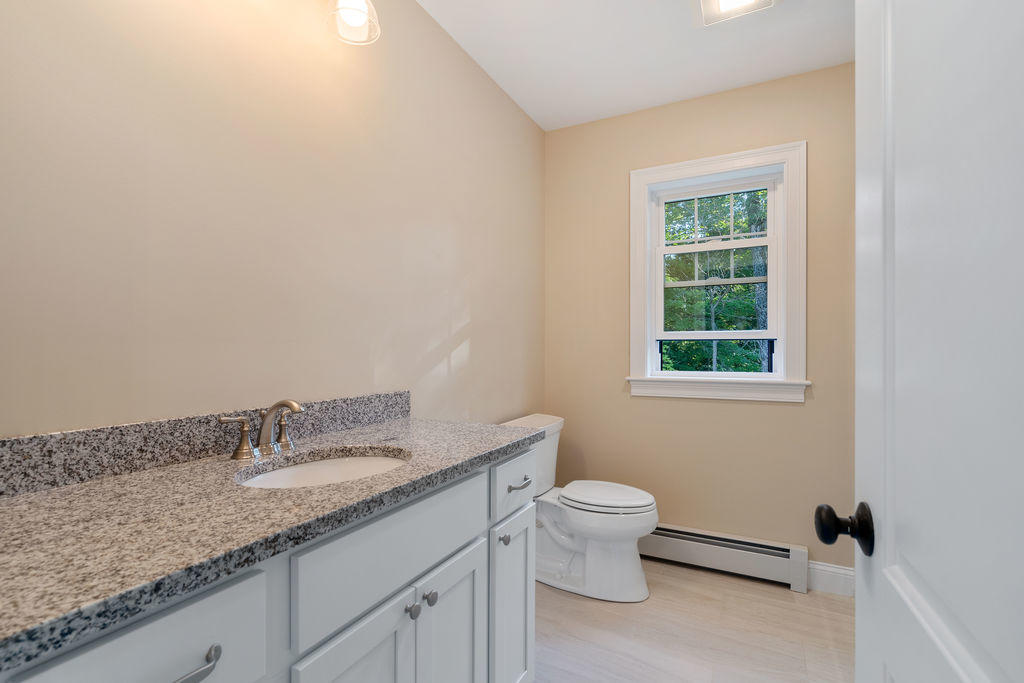 174 Brook Road Falmouth, ME 04105 - Photo 32 of 42 030_174brookrdfalmouth-33