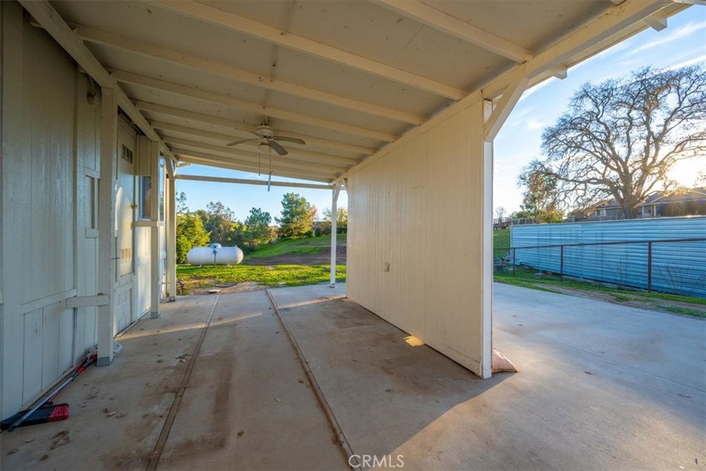 5558 Prancing Deer Road Paso Robles, CA 93446 - Photo 33 of 54