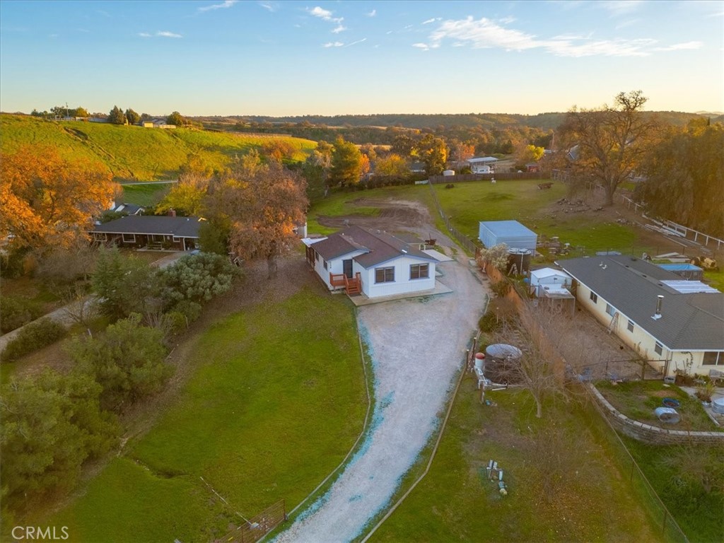 5558 Prancing Deer Road Paso Robles, CA 93446 - Photo 4 of 54
