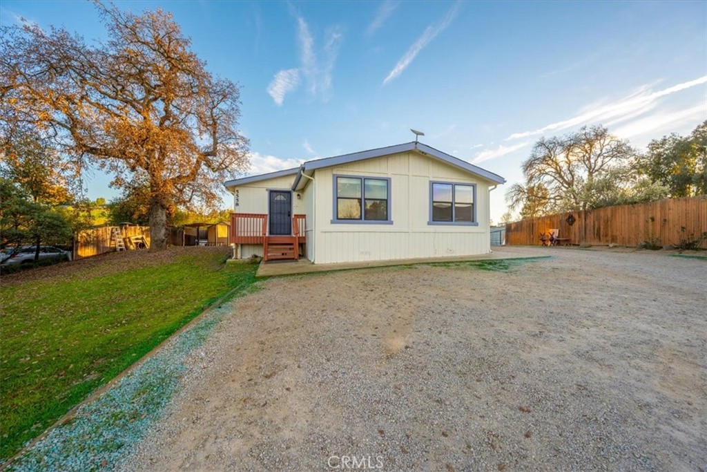 5558 Prancing Deer Road Paso Robles, CA 93446 - Photo 7 of 54