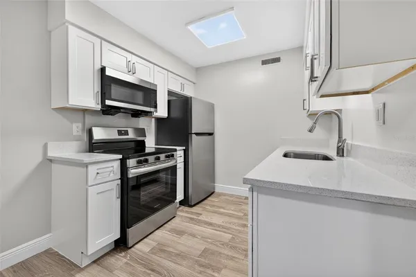 $1,361 | 612 Bass Court, Unit 1117A, Dunedin, FL 34698