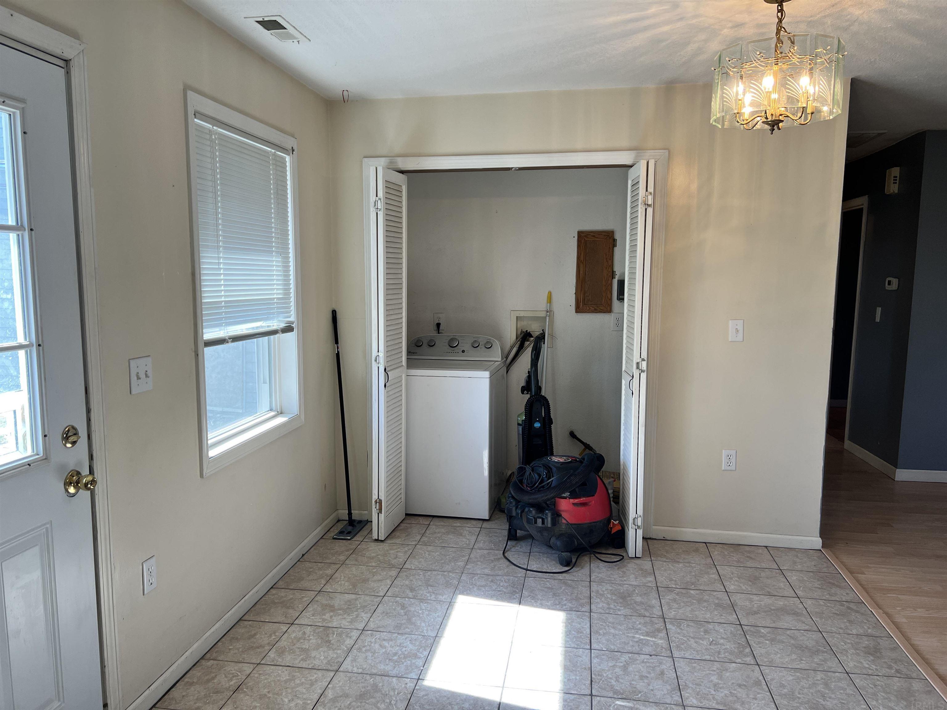 310 East Monroe Street Butler, IN 46721 - Photo 6 of 17