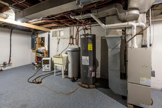 $169,900 | 111 West 4th Street, Morris, MN 56267