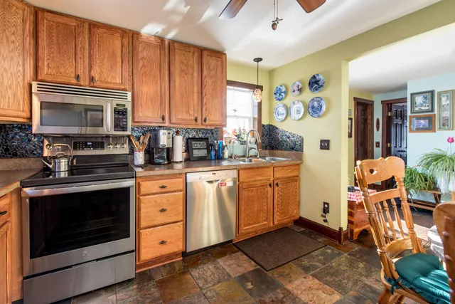 $169,900 | 111 West 4th Street, Morris, MN 56267