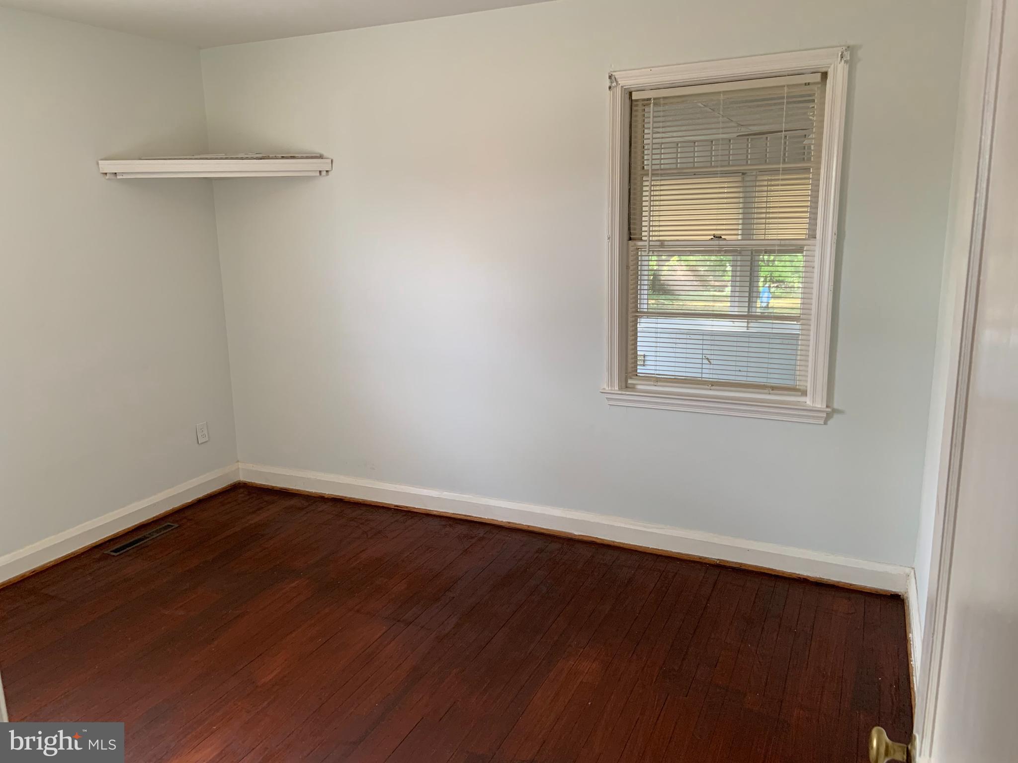8126 Oakleigh Road Baltimore, MD 21234 - Photo 14 of 31 Bedroom 2 Main Level