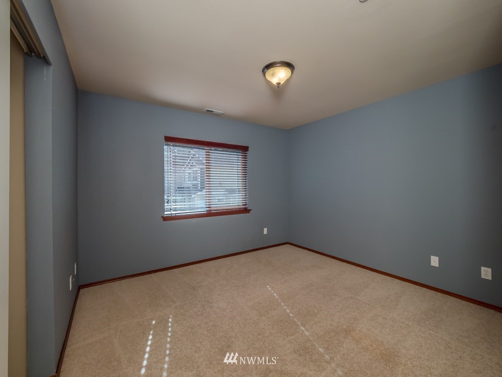 1064 215th Place Southeast Bothell, WA 98021 - Photo 13 of 19