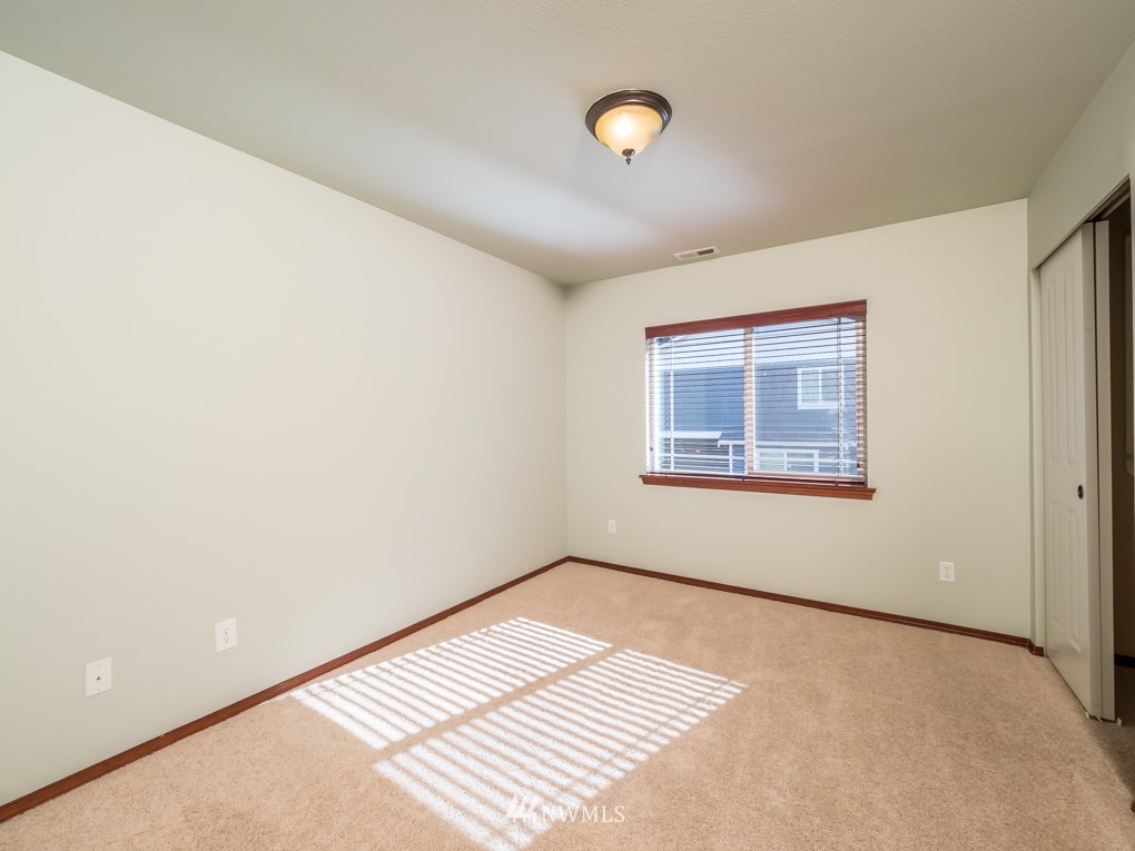 1064 215th Place Southeast Bothell, WA 98021 - Photo 15 of 19