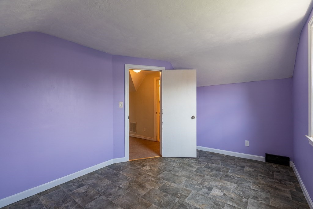 25 Chestnut Street West Springfield, MA 01089 - Photo 25 of 37 Gallery Image 25