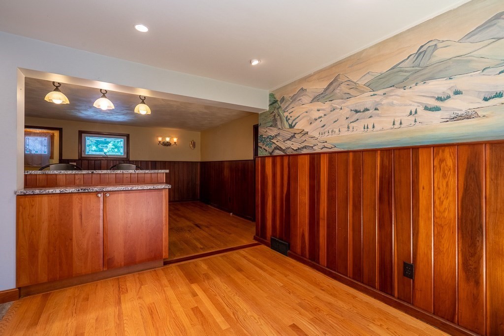 25 Chestnut Street West Springfield, MA 01089 - Photo 8 of 37 Gallery Image 8